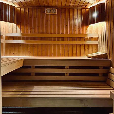 Mountain View Czarna Gora * Sienna